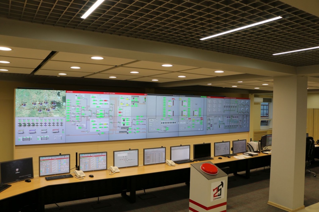 Система визуализации Центра диспетчерского управления инфраструктурой Пякяхинского нефтегазоконденсатного месторождения.jpg